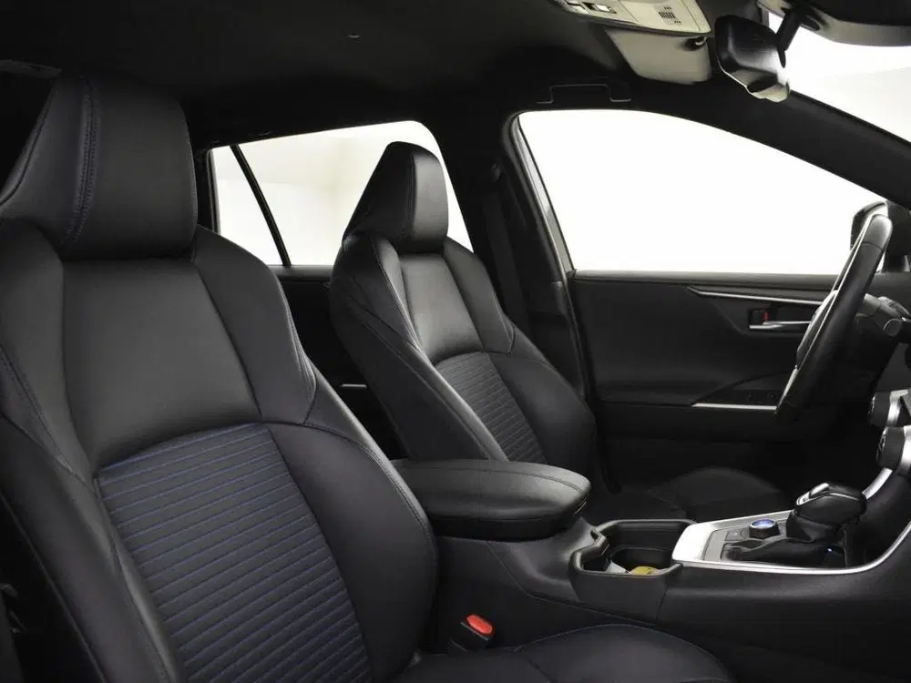 Toyota RAV 4 2.5 Hybrid AWD Style Bi-Tone uit 2021, foto 4