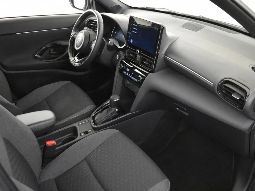 Toyota Yaris Cross 1.5 Hybrid 115 First Edition uit 2024, foto 3