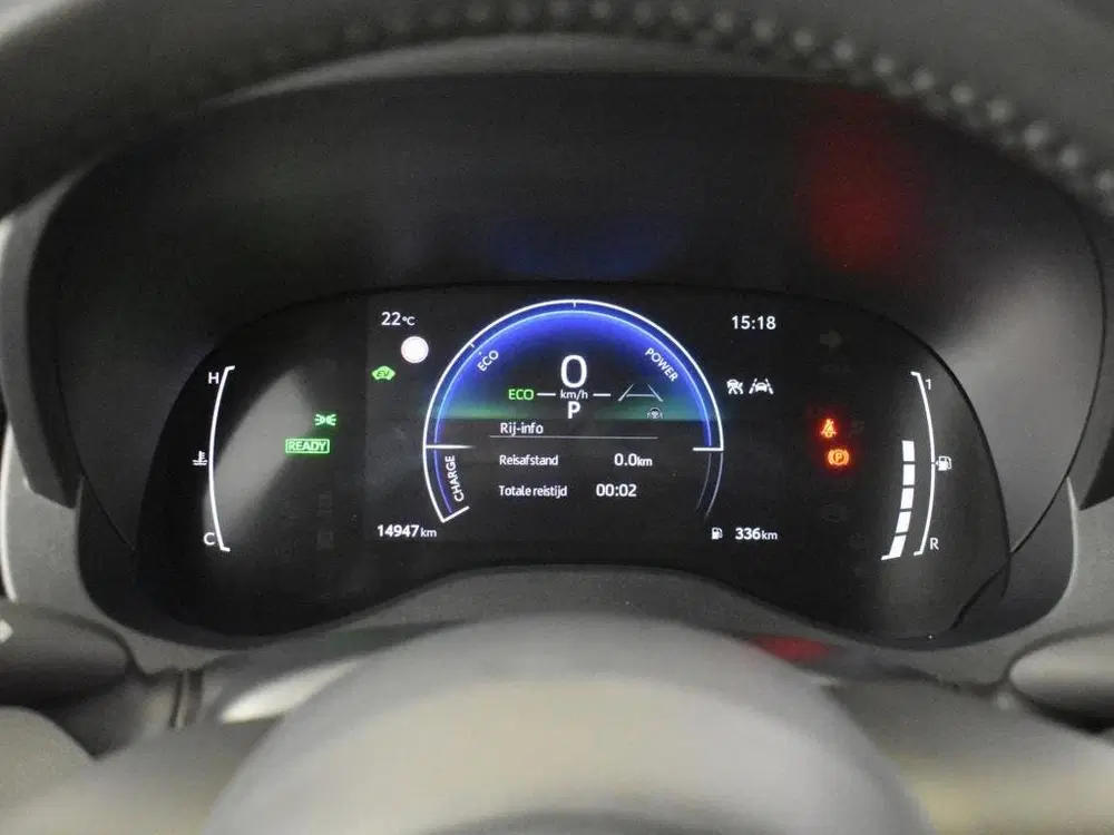 Toyota Yaris Cross 1.5 Hybrid 115 First Edition uit 2024, foto 9