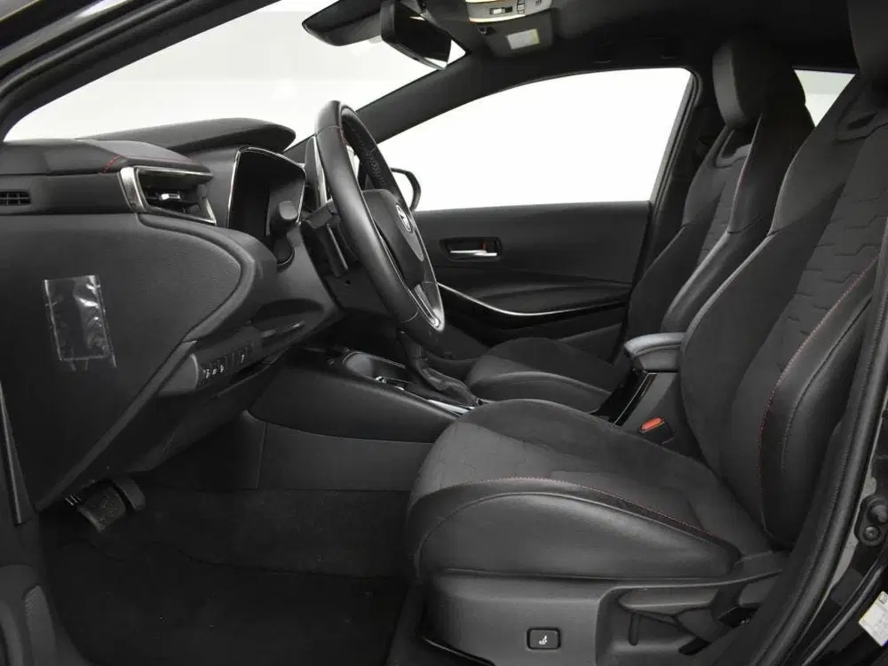 Toyota Corolla 2.0 Hybrid Executive uit 2022, foto 13