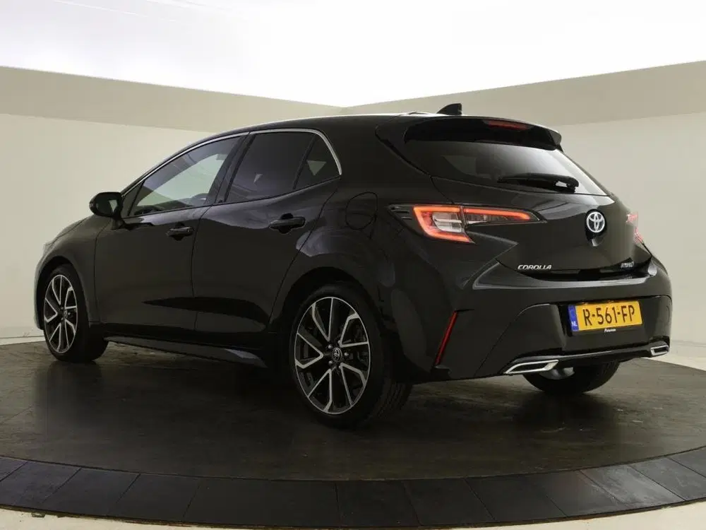 Toyota Corolla 2.0 Hybrid Executive uit 2022, foto 7