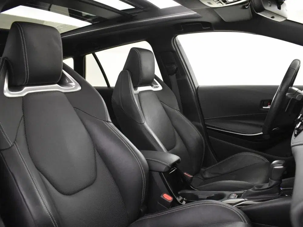 Toyota Corolla 2.0 Hybrid Premium uit 2021, foto 3