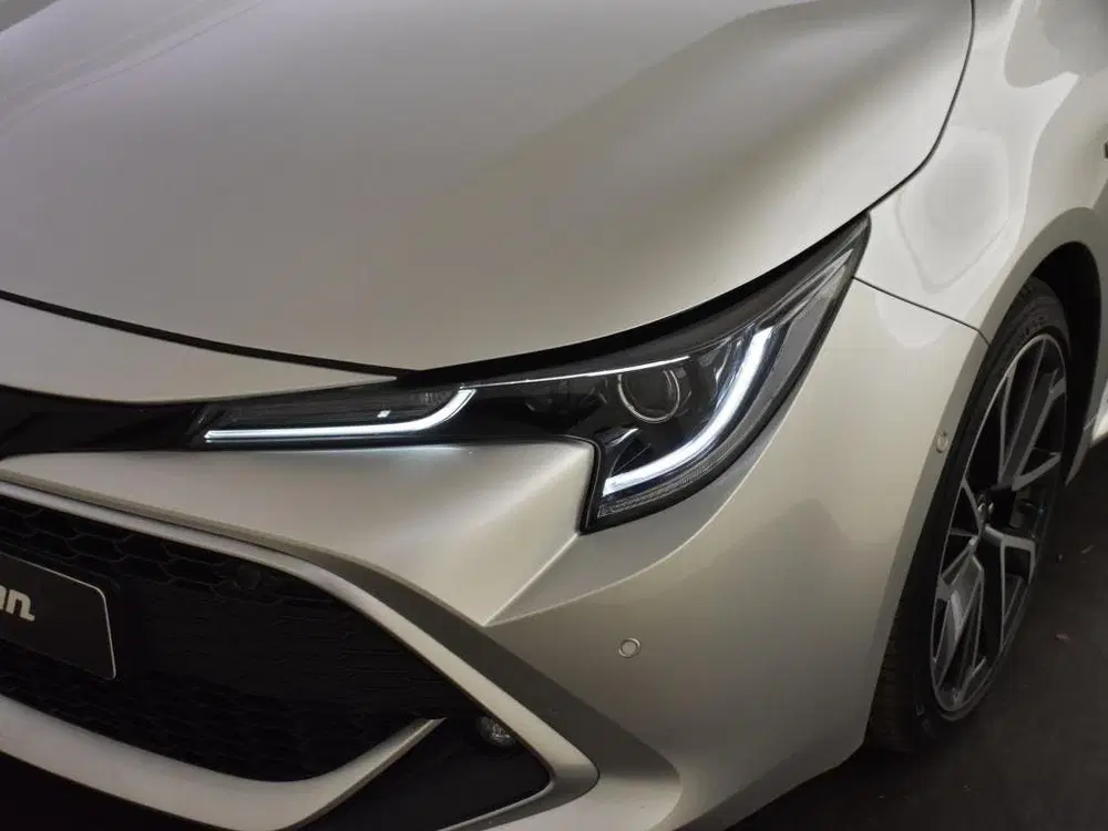 Toyota Corolla 2.0 Hybrid Premium uit 2021, foto 9