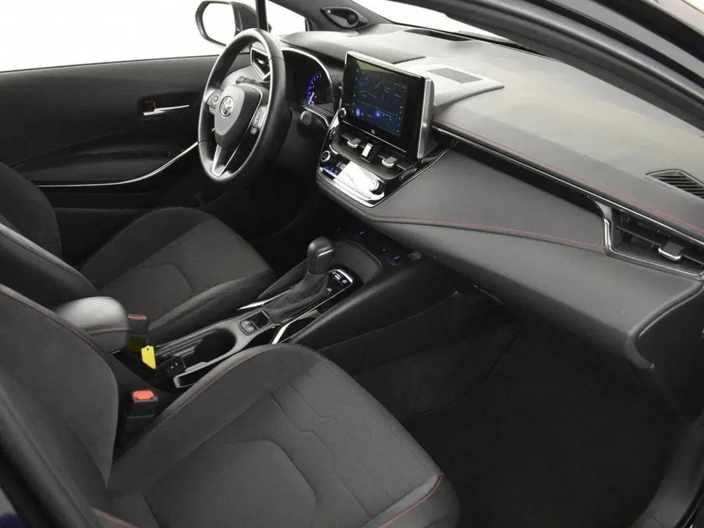 Toyota Corolla 1.8 Hybrid Executive uit 2022, foto 3