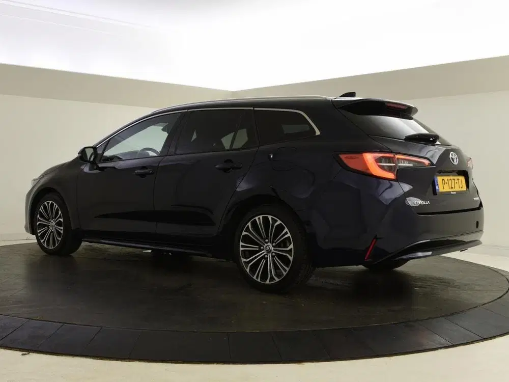 Toyota Corolla 1.8 Hybrid Executive uit 2022, foto 6