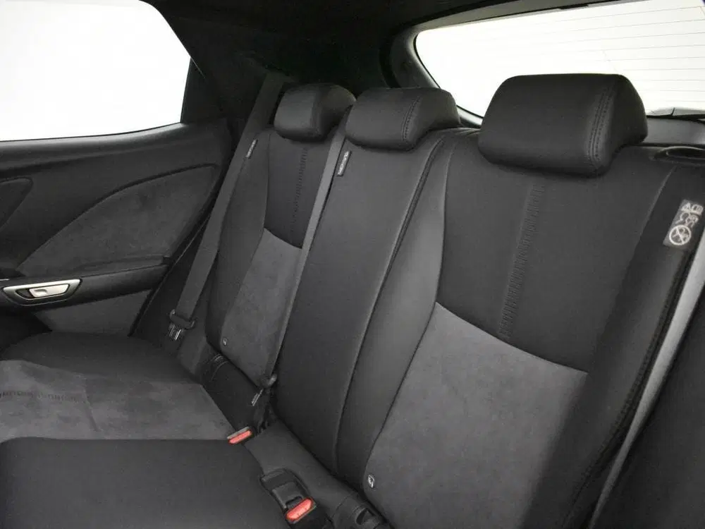 Lexus LBX Original Edition AWD uit 2024, foto 12