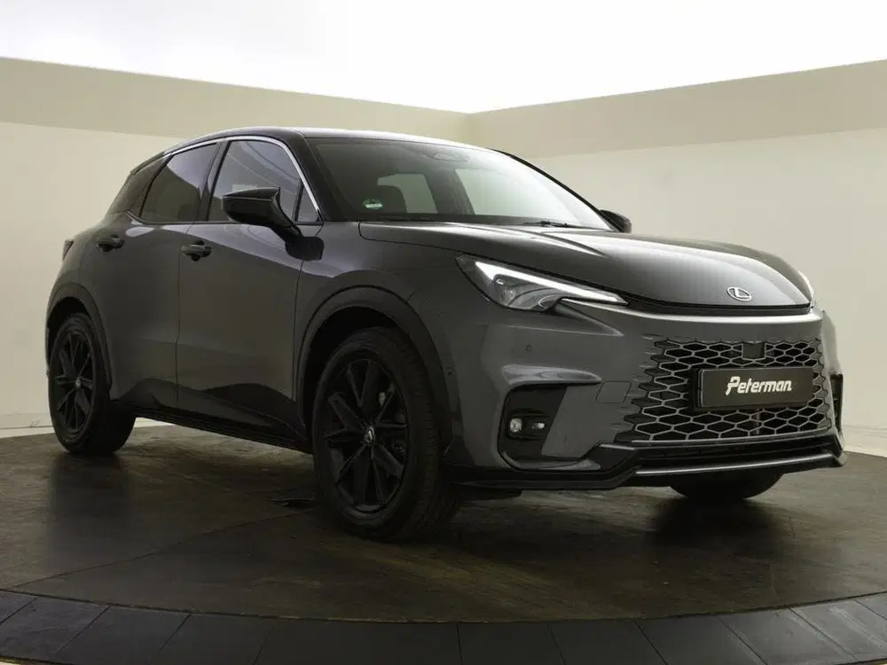 Lexus LBX Original Edition AWD uit 2024, foto 5