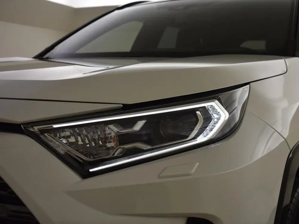 Toyota RAV 4 2.5 Hybrid AWD Bi-Tone uit 2021, foto 9
