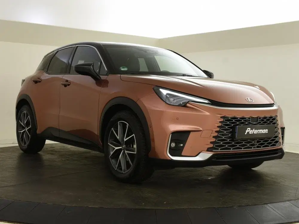 Lexus LBX Cool 2WD uit 2024, foto 5