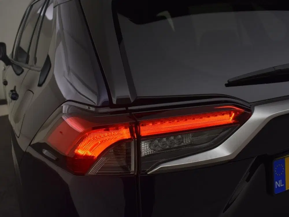 Toyota RAV 4 2.5 Hybrid Plug-In AWD Style 306PK uit 2022, foto 10