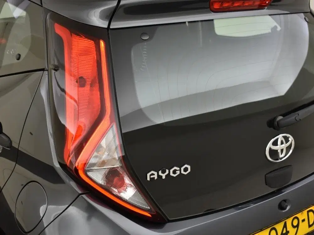 Toyota Aygo 1.0 VVT-i x-fun uit 2019, foto 11