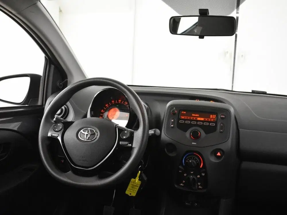 Toyota Aygo 1.0 VVT-i x-fun uit 2019, foto 4
