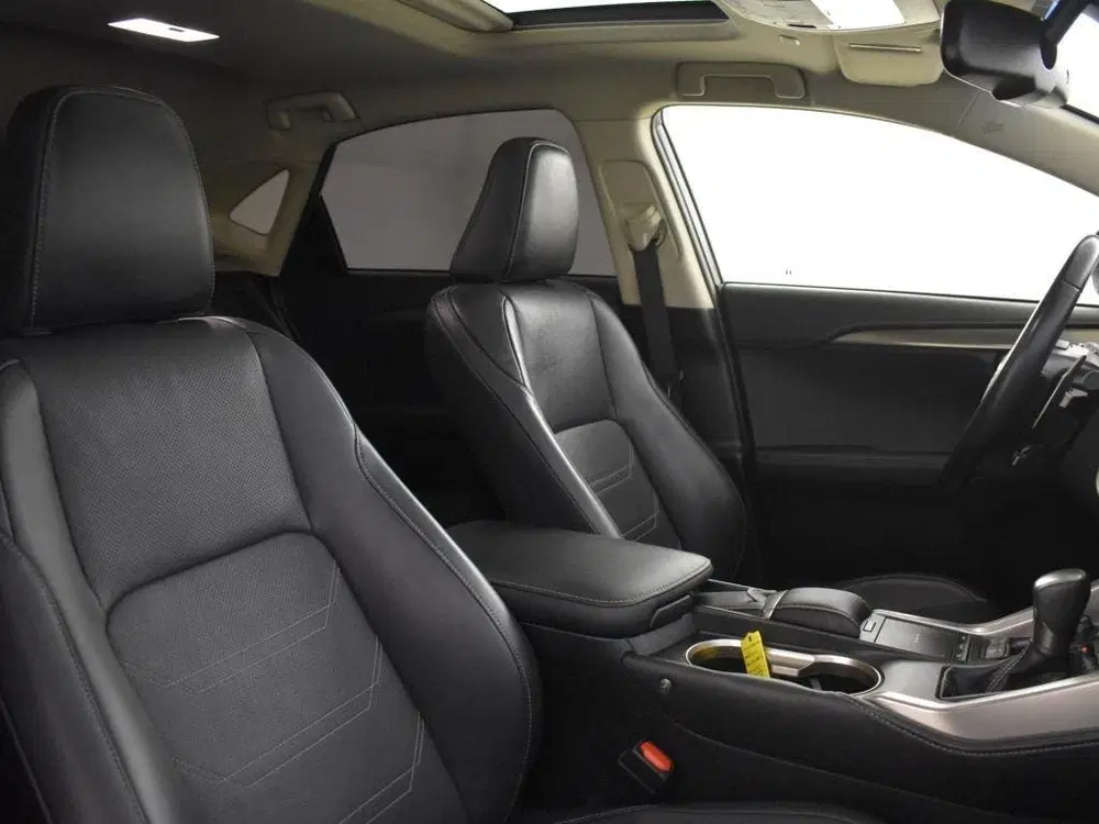 Lexus NX 300h AWD Executive Line uit 2020, foto 10