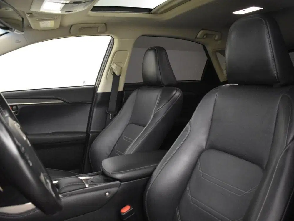 Lexus NX 300h AWD Executive Line uit 2020, foto 3