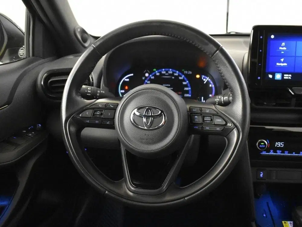 Toyota Yaris Cross 1.5 Hybrid Première Edition uit 2022, foto 9