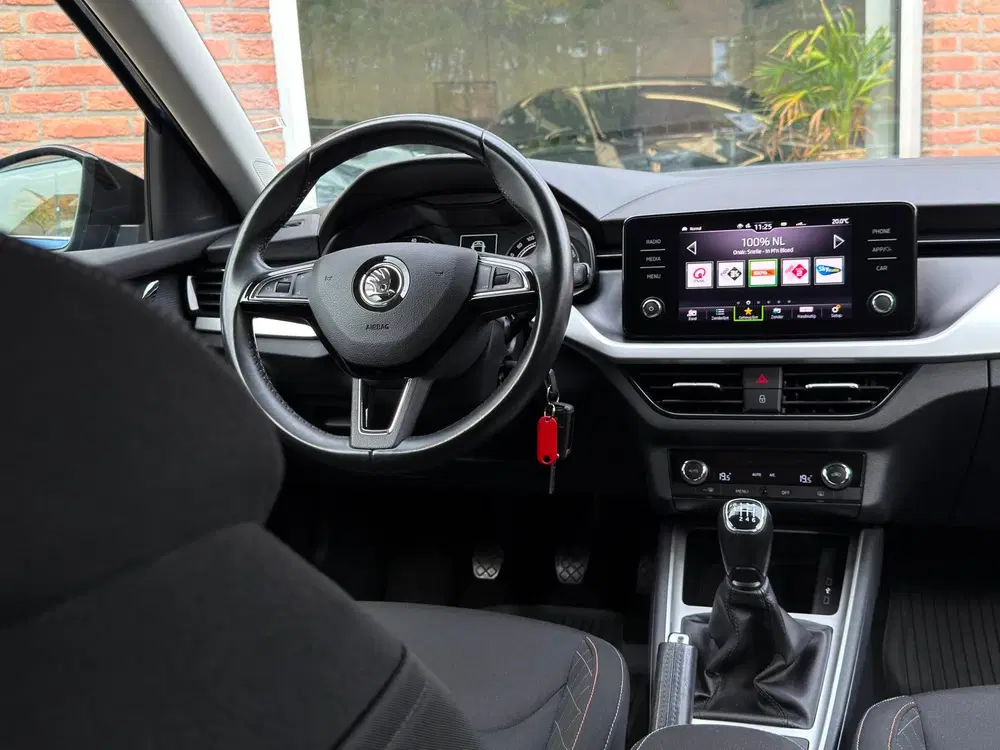 Skoda Scala 1.0 TSI First Edition uit 2019, foto 2