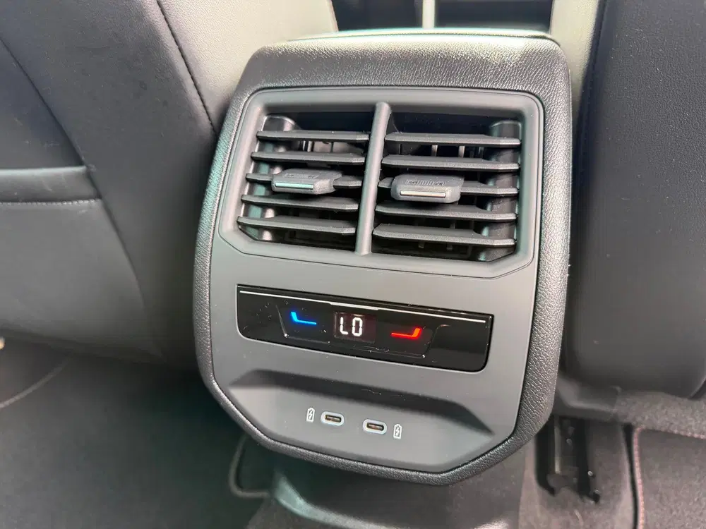 Cupra Leon 1.5 eTSI Business Edition Aut uit 2023, foto 11