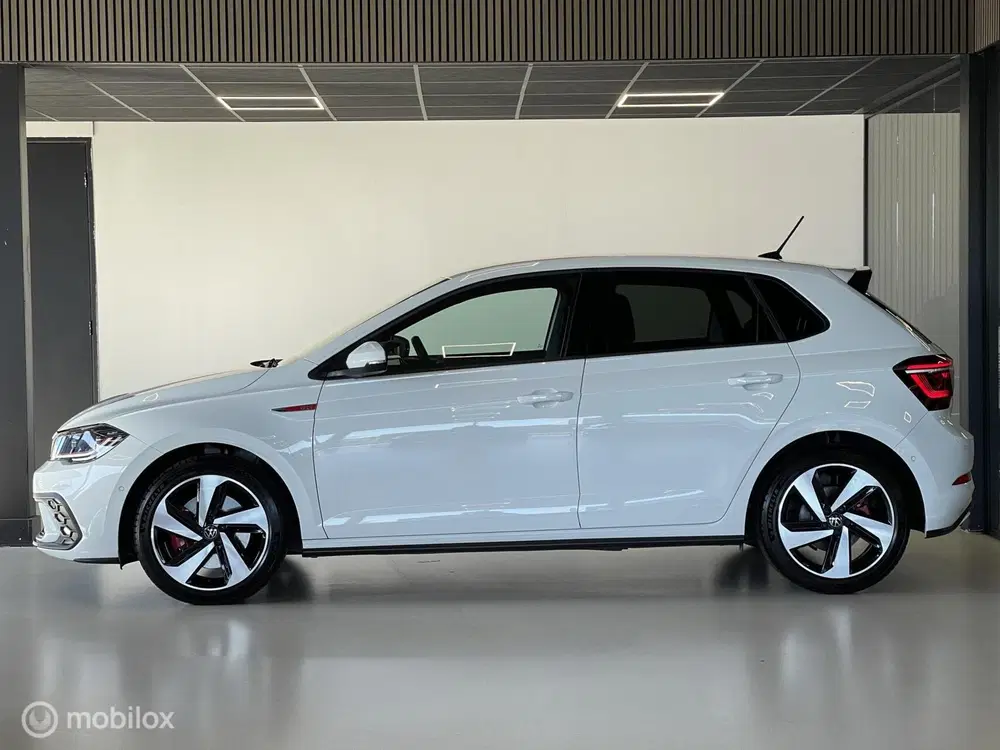 Volkswagen Polo GTI uit 2024, foto 2