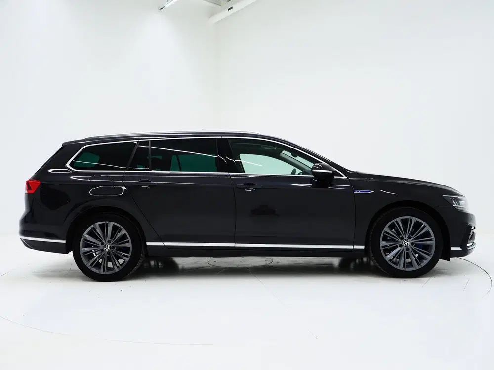Volkswagen Passat 1.4 TSI PHEV GTE uit 2022, foto 10