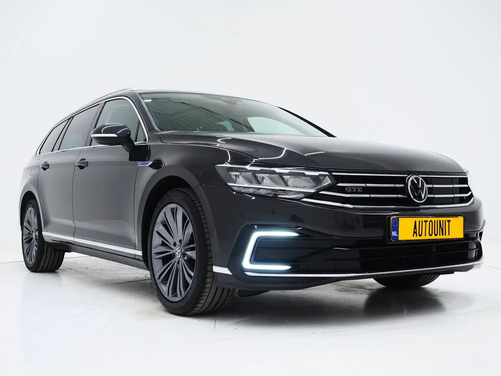 Volkswagen Passat 1.4 TSI PHEV GTE uit 2022, foto 11