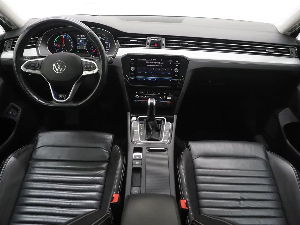 Volkswagen Passat 1.4 TSI PHEV GTE uit 2022, foto 5