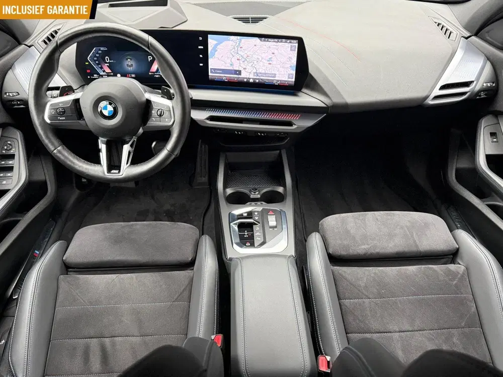 BMW 1-serie 120 M Sport Design Edition Aut*Led*Navi*36 uit 2024, foto 9