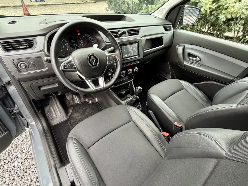 Renault Express 1.3 TCe Camera uit 2021, foto 13