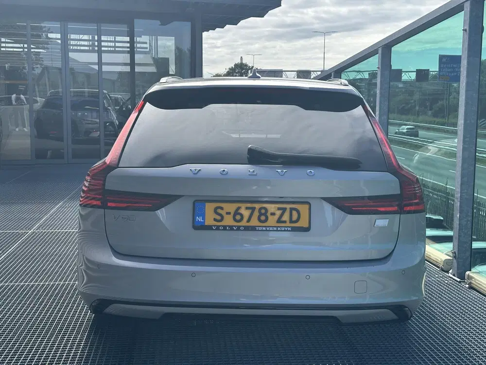 Volvo V90 2.0 T8 Plug-in hybrid AWD Ultimate Dark Vo uit 2023, foto 12
