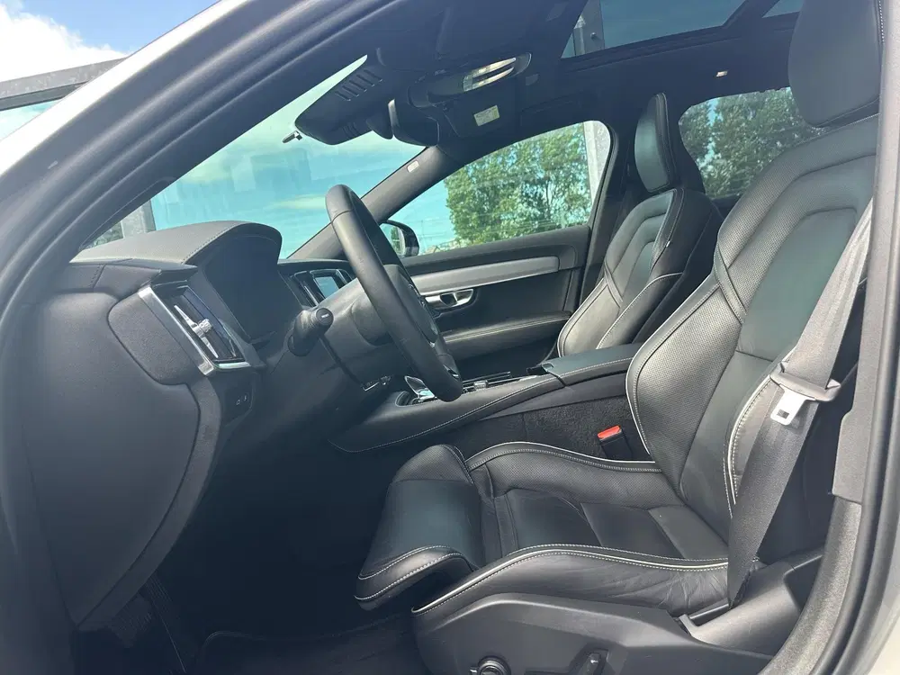 Volvo V90 2.0 T8 Plug-in hybrid AWD Ultimate Dark Vo uit 2023, foto 6