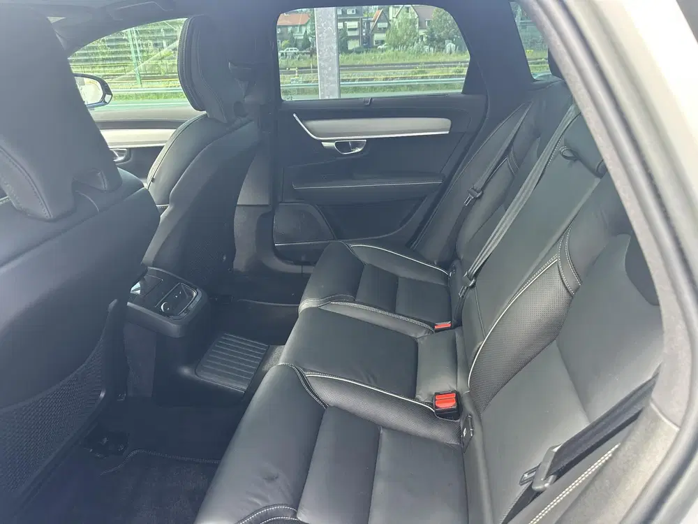 Volvo V90 2.0 T8 Plug-in hybrid AWD Ultimate Dark Vo uit 2023, foto 8