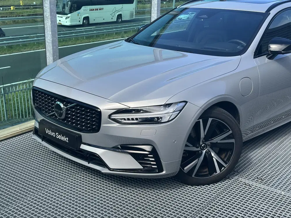 Volvo V90 2.0 T8 Plug-in hybrid AWD Ultimate Dark Vo uit 2023, foto 9
