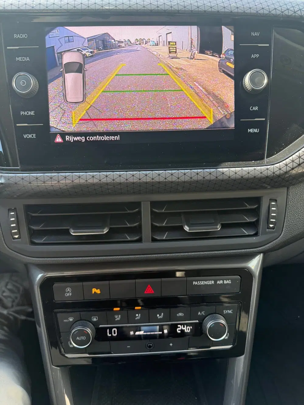 Volkswagen T-Cross 1.0 TSI Style uit 2019, foto 13