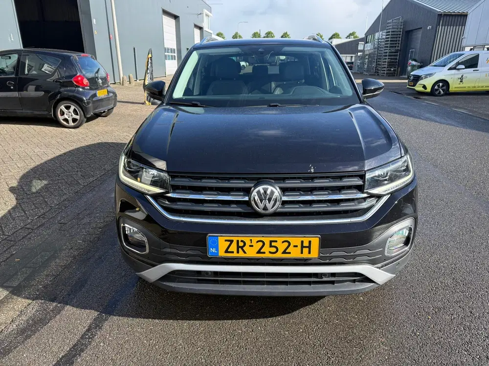 Volkswagen T-Cross 1.0 TSI Style uit 2019, foto 2