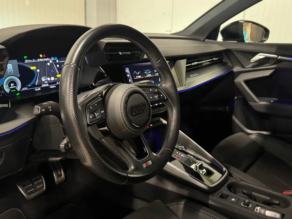 Audi A3 40 TFSI e Business edition uit 2021, foto 8