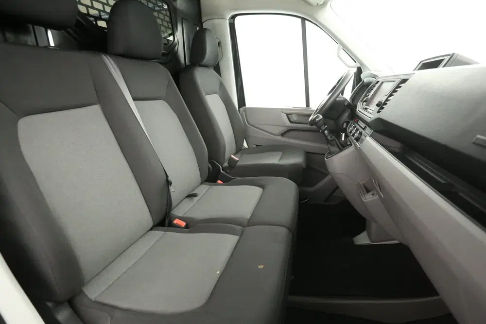 Volkswagen Crafter 2.0 TDI L3H3 141PK uit 2020, foto 10