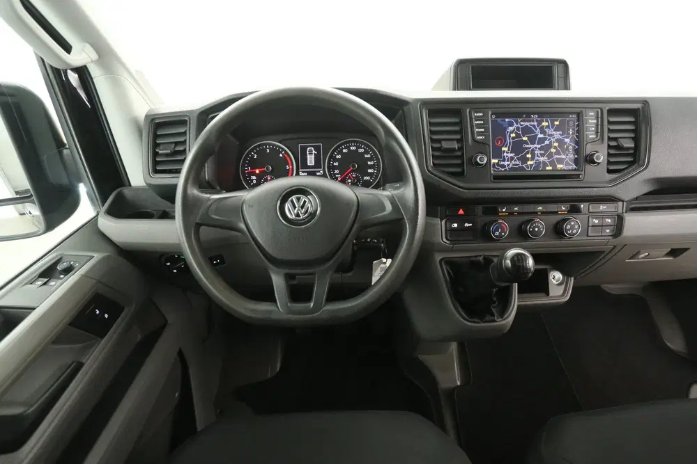 Volkswagen Crafter 2.0 TDI L3H3 141PK uit 2020, foto 2