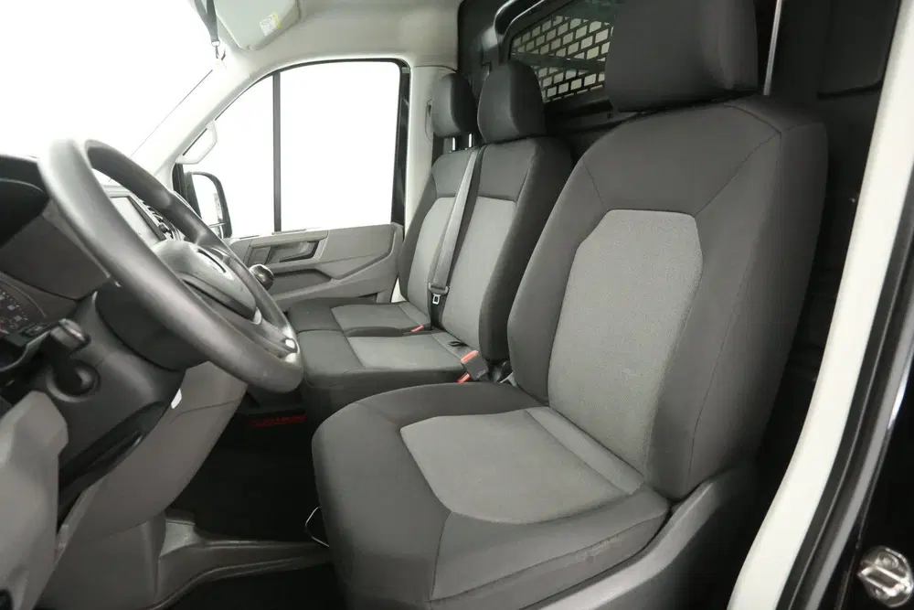 Volkswagen Crafter 2.0 TDI L3H3 141PK uit 2020, foto 9