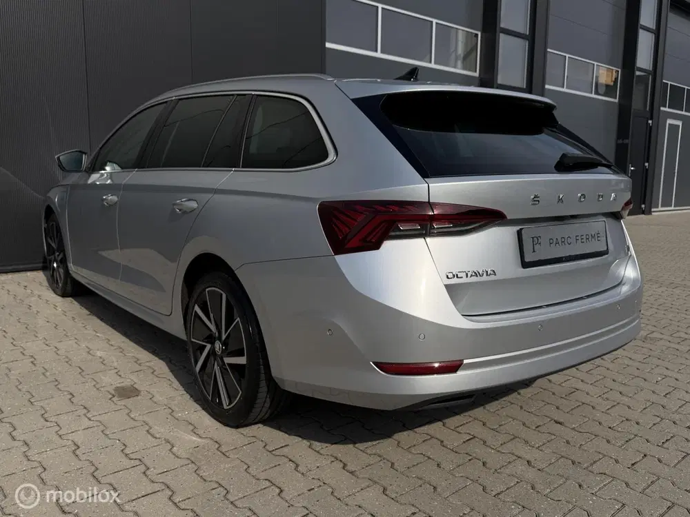Skoda Octavia Octavia 1.4 TSI PHEV uit 2020, foto 15