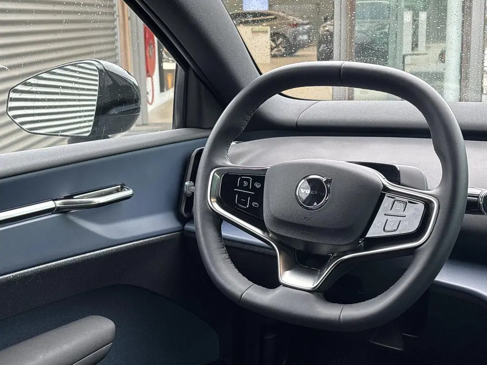 Volvo EX30 Single Motor Extended Range Plus 69 kWh Au uit 2025, foto 14