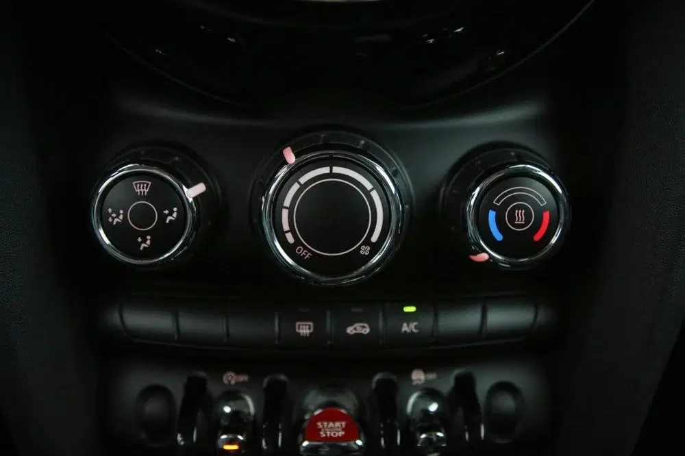 Mini Cooper 1.5 Cooper (bj 2019) uit 2019, foto 10