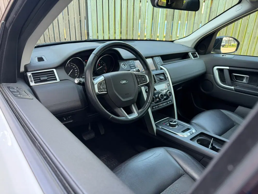 Land Rover Discovery Sport 2.0 Si4 HSE 7pers. Pano uit 2019, foto 15