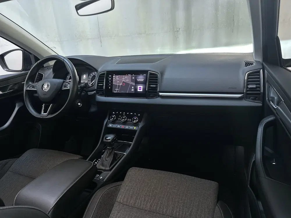 Skoda Karoq 1.5 TSI 150pk DSG ACT Style Business Panor uit 2019, foto 2