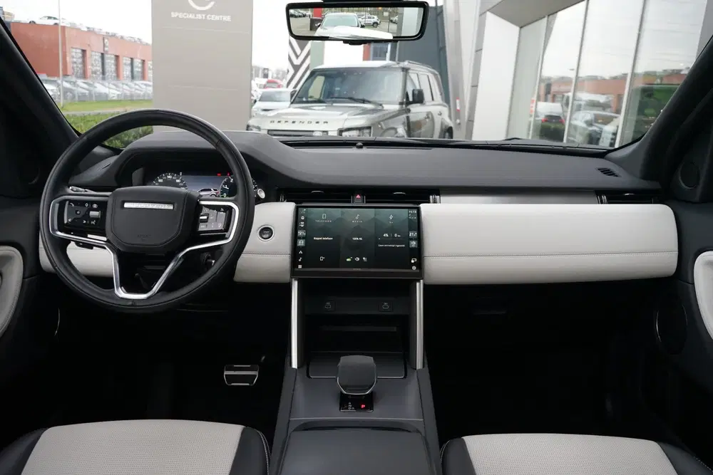 Land Rover Discovery Sport P300e PHEV Dynamic HSE uit 2024, foto 4