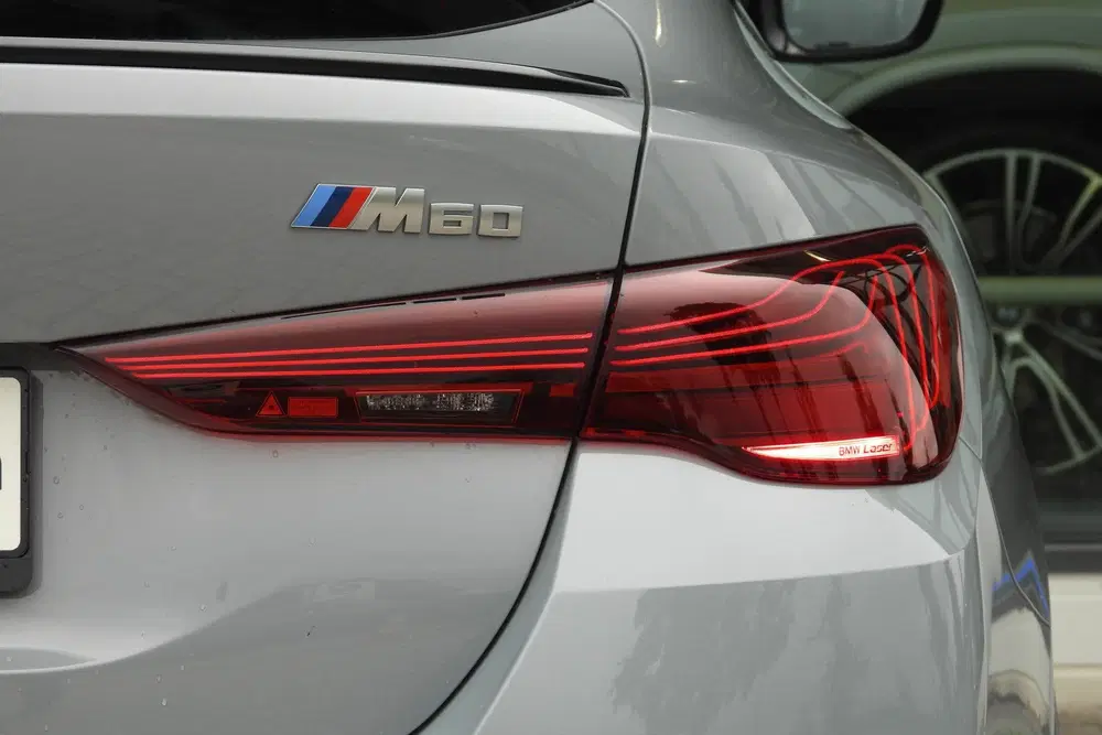BMW i4 M60 uit 2025, foto 15