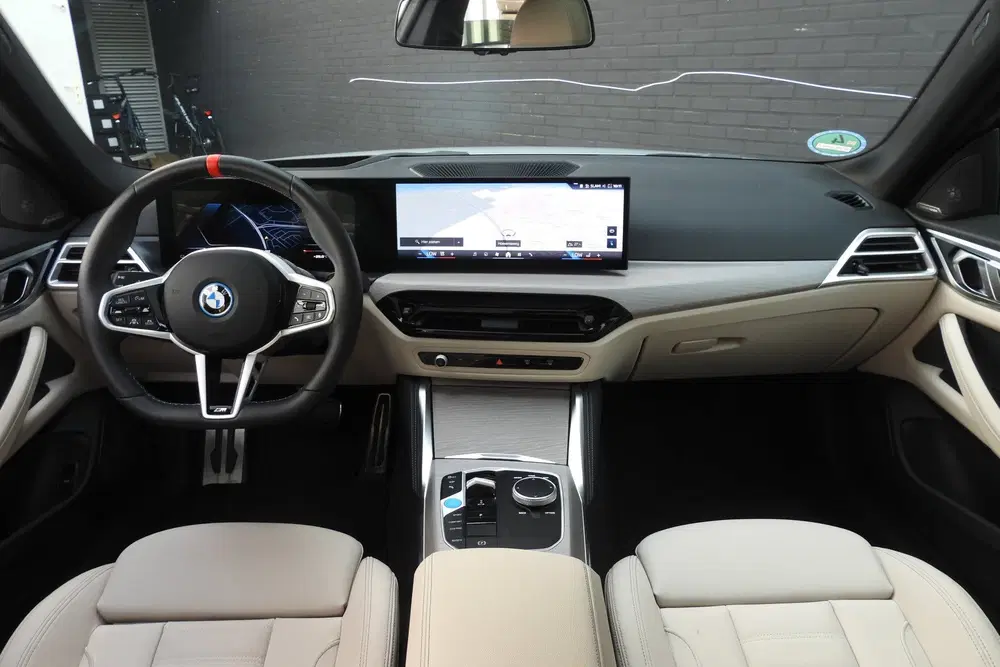 BMW i4 M60 uit 2025, foto 3