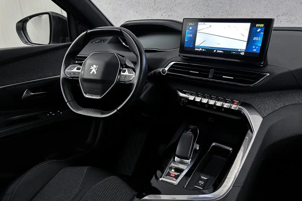 Peugeot 3008 1.6 HYbrid 225 Blue Lease Allure uit 2023, foto 12