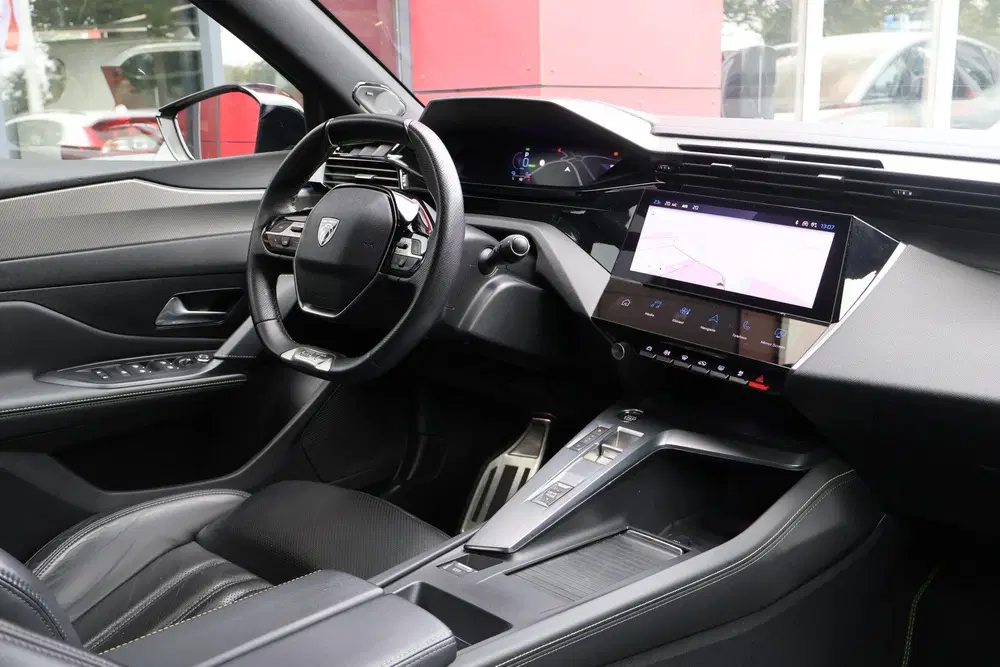 Peugeot 408 1.6 HYbrid Allure 225 GT uit 2023, foto 10