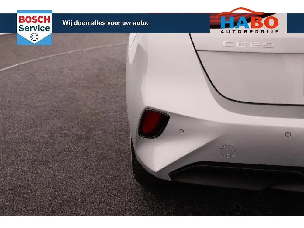 Kia Ceed 1.0 T-GDI DYNAMICLINE 5DRS ECC uit 2023, foto 9