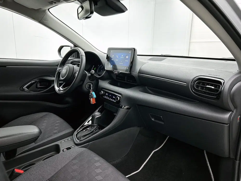 Toyota Yaris 1.5 Hybrid 115 Dynamic Limited (bj 2025) uit 2025, foto 6