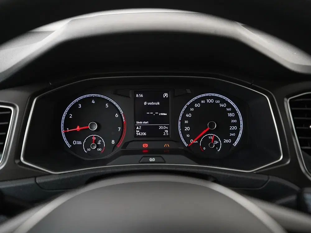 Volkswagen T-Roc 1.5 TSI uit 2019, foto 9